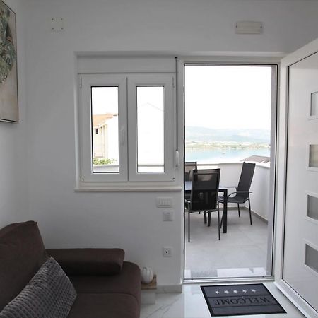 Apartmani Ive Трогир Экстерьер фото
