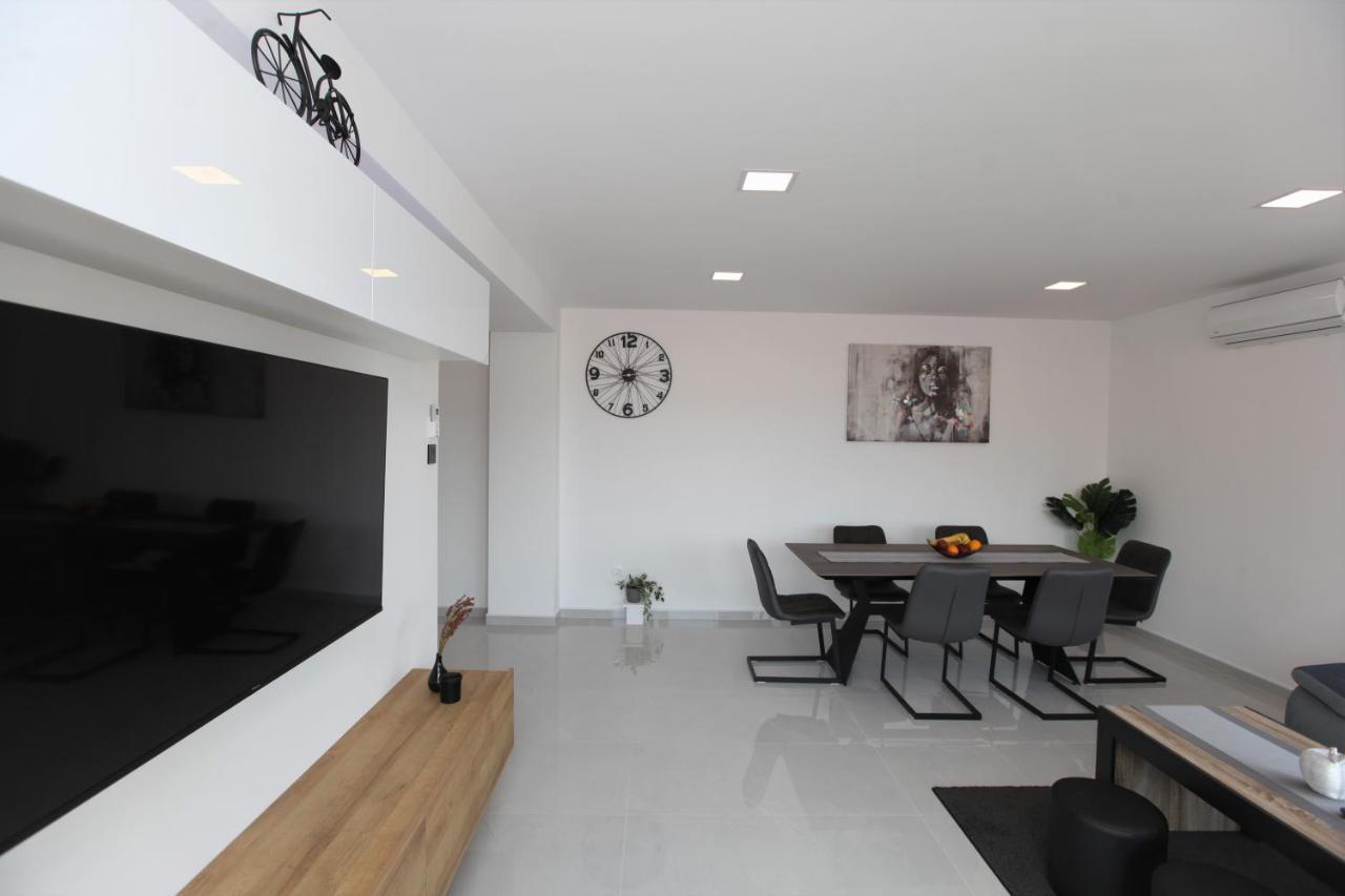 Apartmani Ive Трогир Экстерьер фото