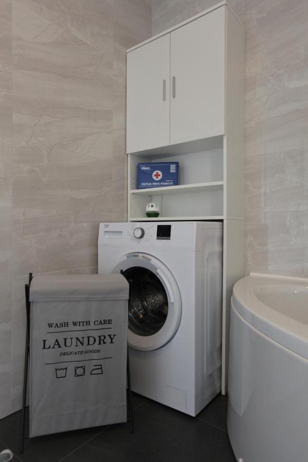 Apartmani Ive Трогир Экстерьер фото