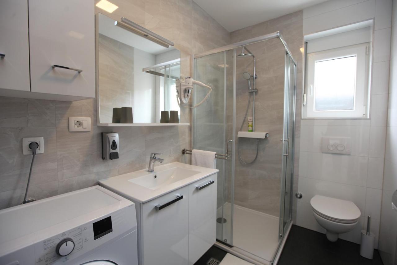 Apartmani Ive Трогир Экстерьер фото