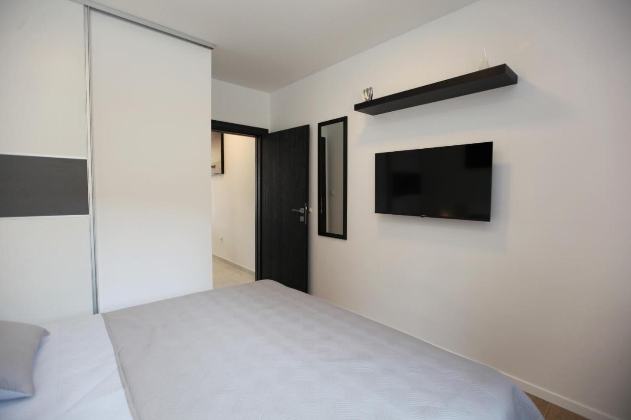 Apartmani Ive Трогир Экстерьер фото
