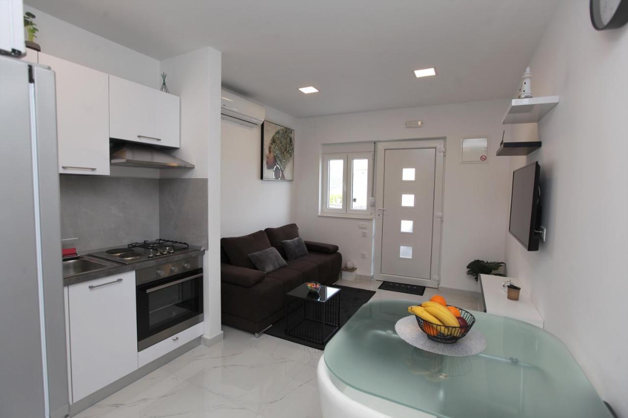 Apartmani Ive Трогир Экстерьер фото