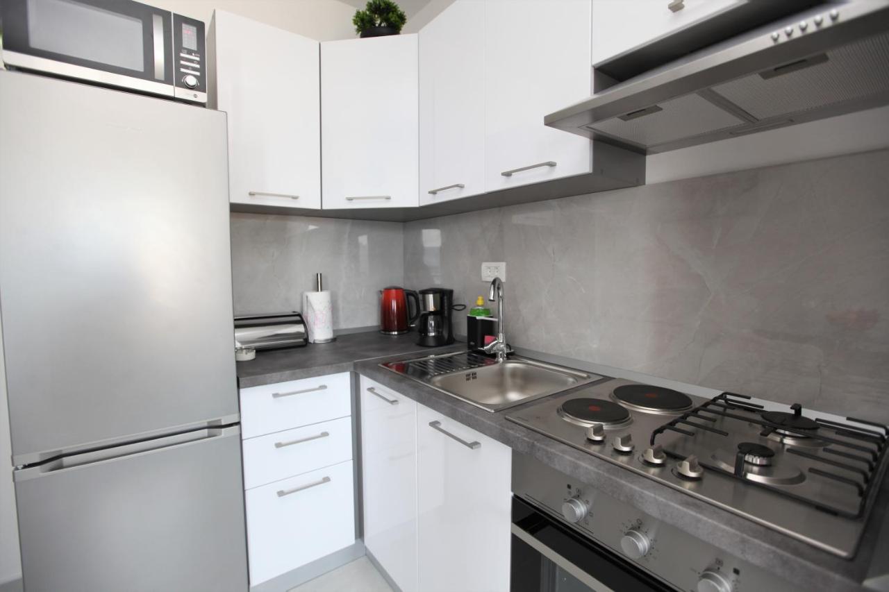 Apartmani Ive Трогир Экстерьер фото